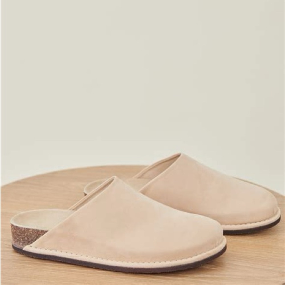 JENNI KAYNE Oiled Leather Moc Clog - NATURAL 37